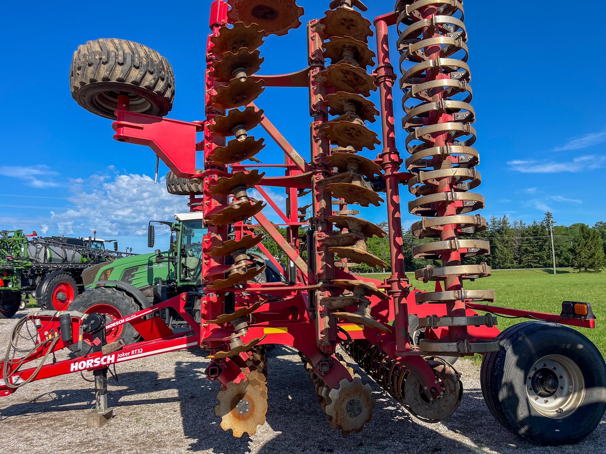 used 2019 HORSCH JOKER RT32 disks for sale at HJV Equipment Exeter, ON — attachment detail