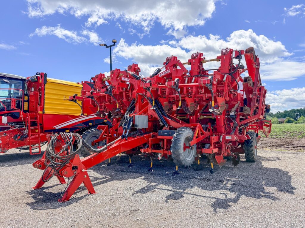 used 2020 SPUDNIK 8312 planters for sale at HJV Equipment Alliston, ON — exterior front