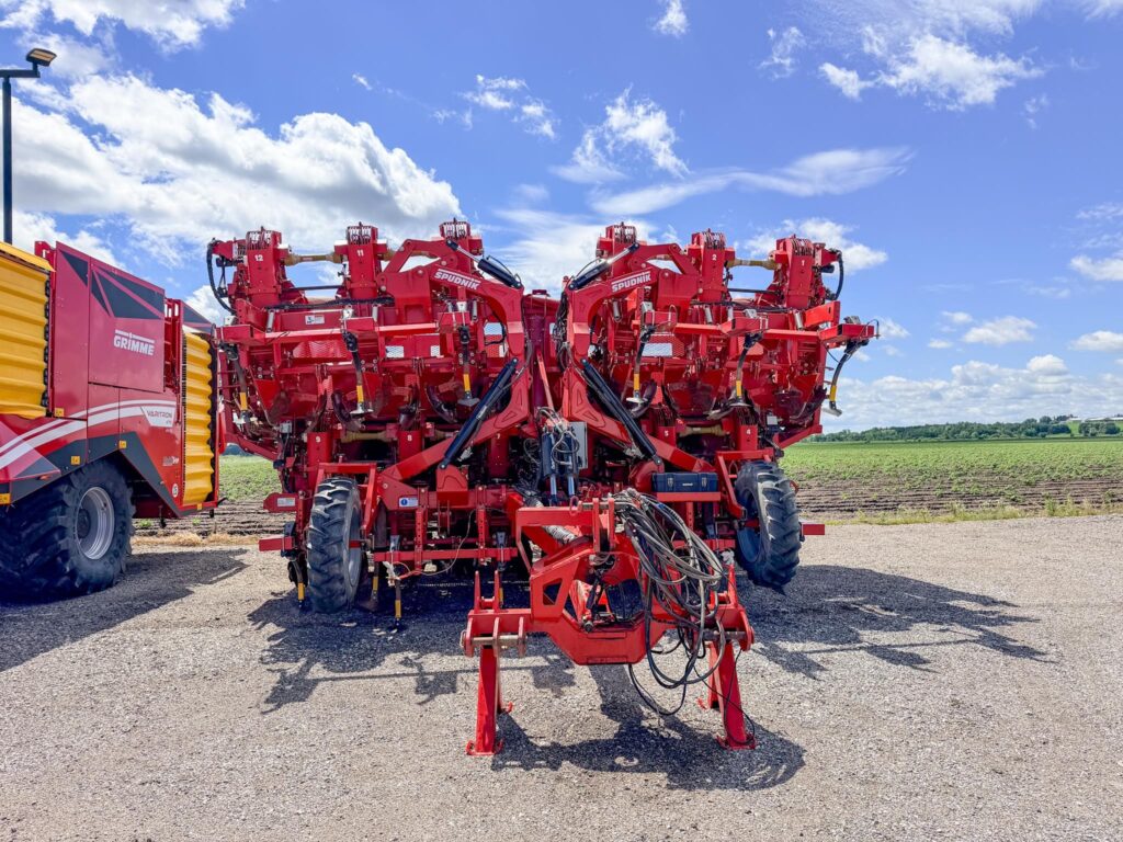 used 2020 SPUDNIK 8312 planters for sale at HJV Equipment Alliston, ON — undercarriage
