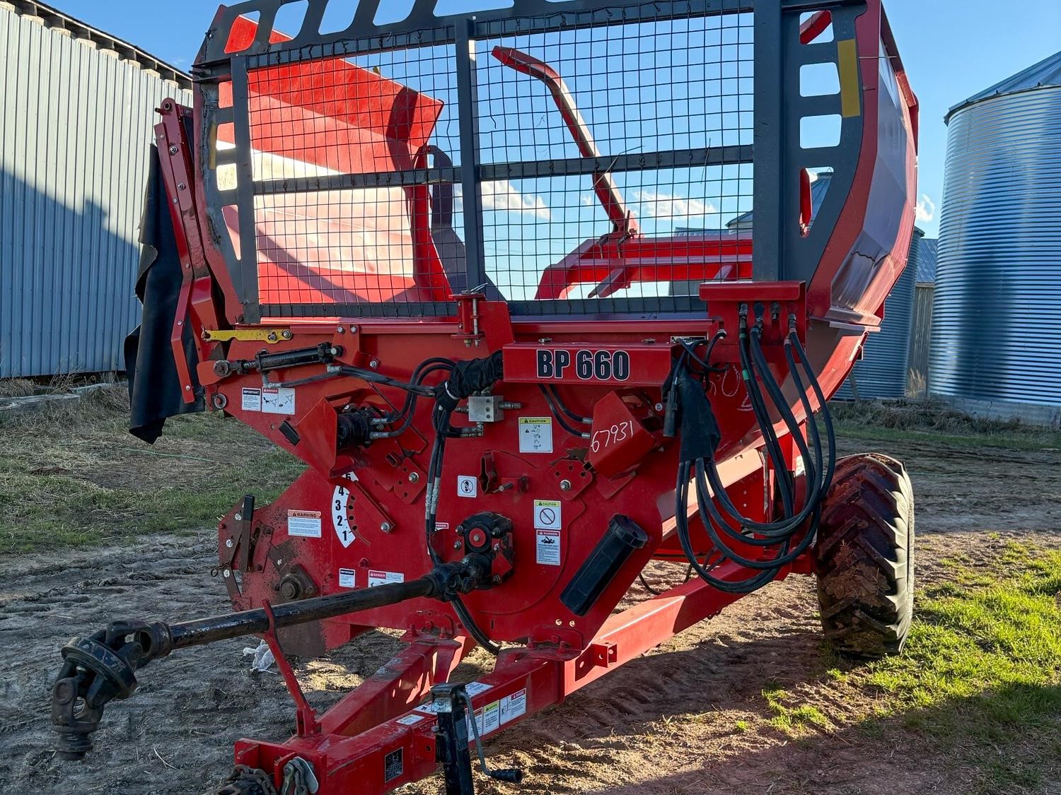 used 2021 HIGHLINE BP660 tub grinders/bale processors for sale at HJV Equipment Exeter, ON — exterior front