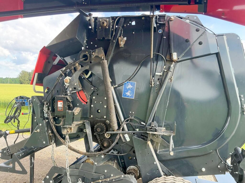 used 2022 KUHN VB3155 round balers for sale at HJV Equipment Norwich, ON — rear view