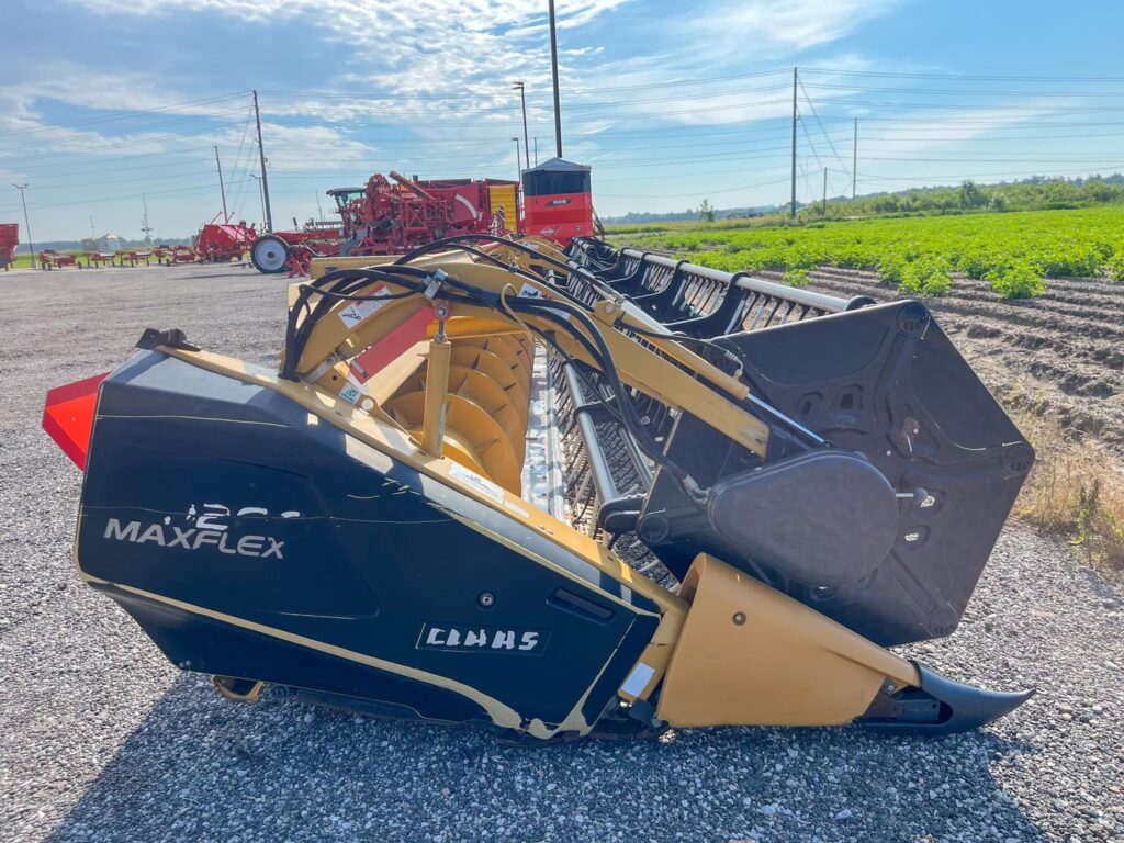 used 2012 CLAAS MAXFLEX 1200 platform for sale at HJV Equipment Alliston, ON — rear view
