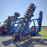 used 2013 LANDOLL 6230-33 disks for sale at HJV Equipment Norwich, ON — interior cab