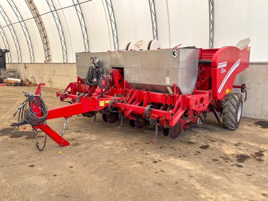 used 2015 GRIMME GL430 planters for sale at HJV Equipment Grand Falls, NB — exterior front