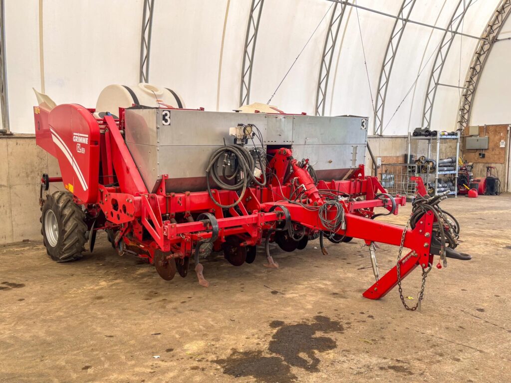 used 2015 GRIMME GL430 planters for sale at HJV Equipment Grand Falls, NB — interior cab