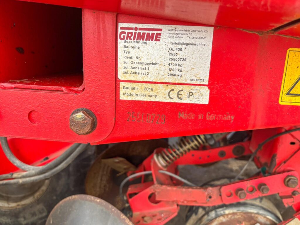 used 2015 GRIMME GL430 planters for sale at HJV Equipment Grand Falls, NB — engine detail