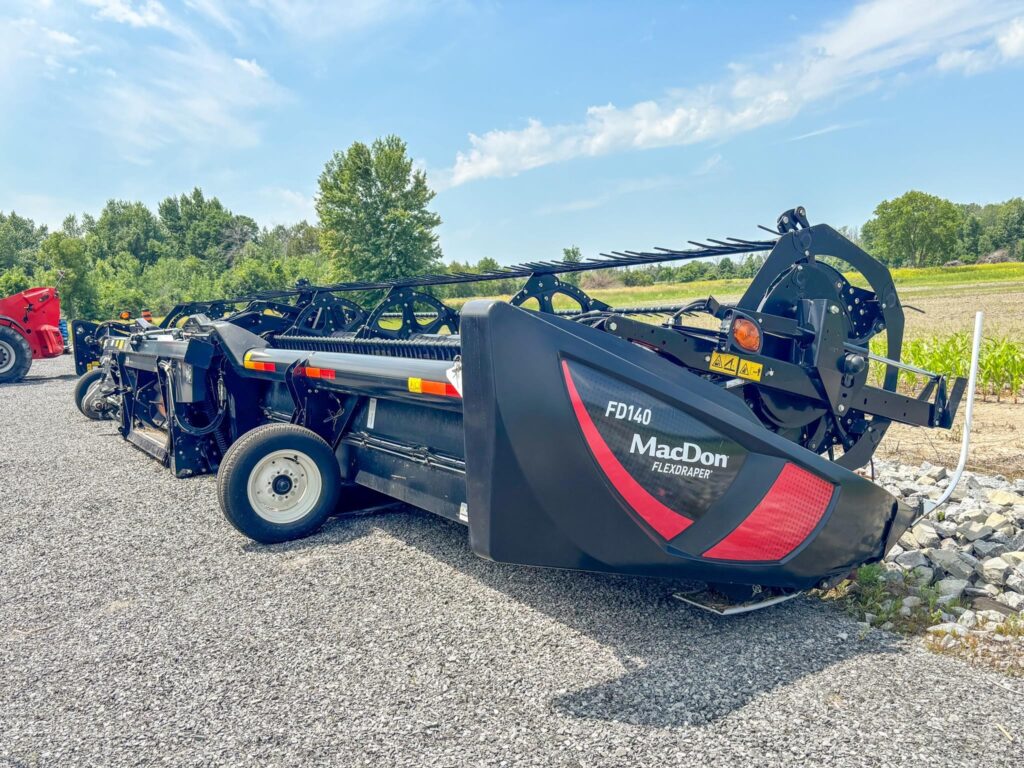 used 2019 MAC DON FD140 platform for sale at HJV Equipment Winchester, ON — interior cab