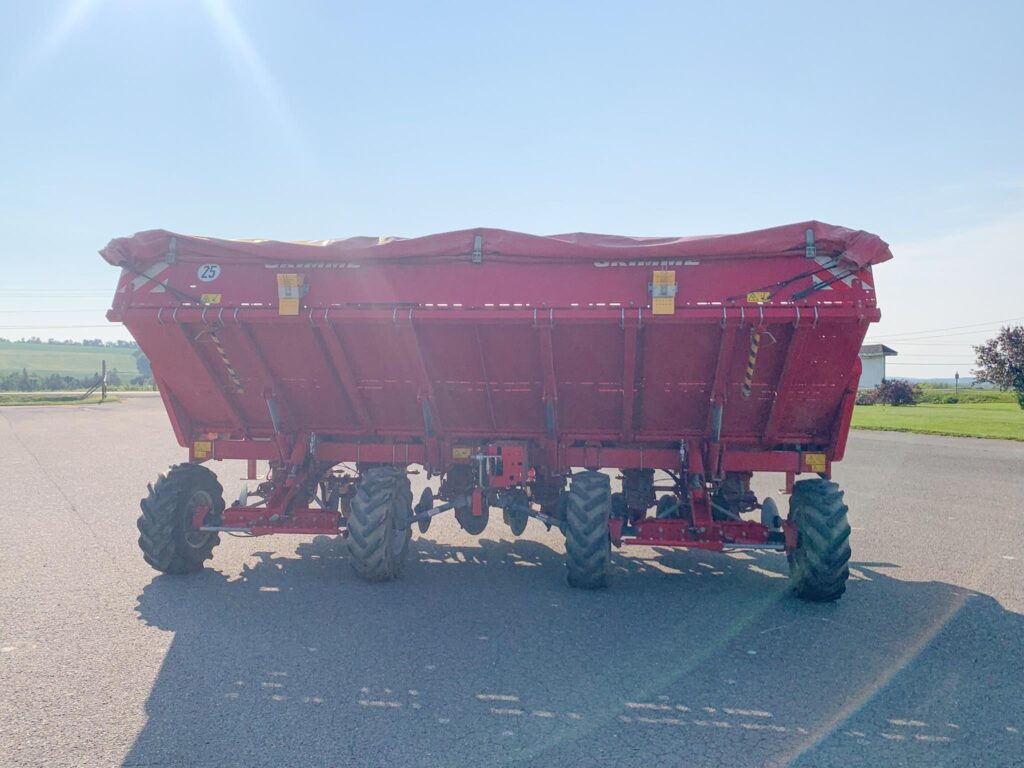 used 2020 GRIMME GL660 planters for sale at HJV Equipment Grand Falls, NB — interior cab