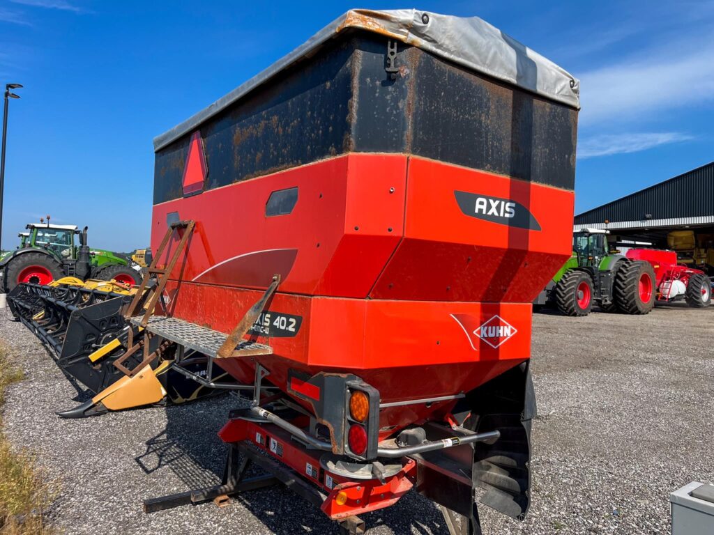 used 2020 KUHN AXIS 40.2H-EMC-W 3 point / mounted for sale at HJV Equipment Alliston, ON — exterior front