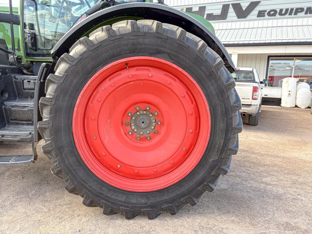 used 2020 FENDT 933 VARIO 300 hp or greater with 326 HP and 4790 hours for sale at HJV Equipment Charlottetown, PEI — close-up detail