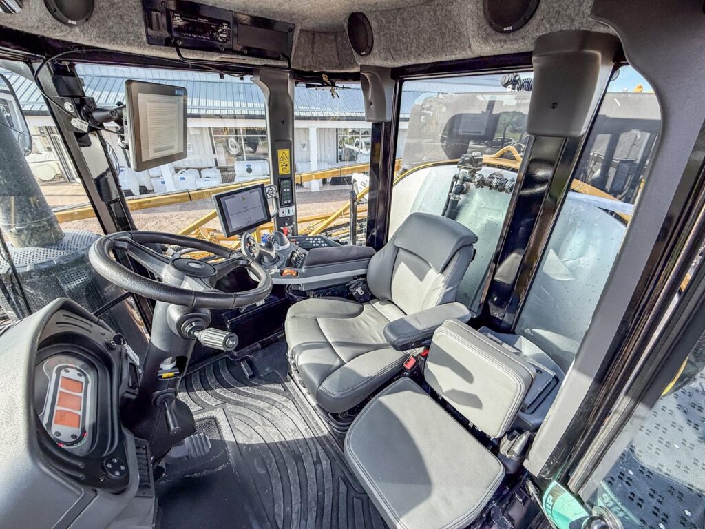 used 2020 ROGATOR RG1100C self propelled with 315 HP and 3228 hours for sale at HJV Equipment Charlottetown, PEI — close-up detail