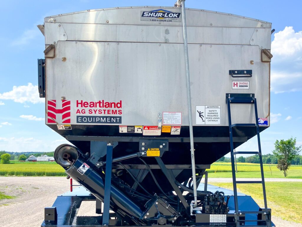 used 2022 HEARTLAND MT24 seed tenders for sale at HJV Equipment Winchester, ON — interior cab