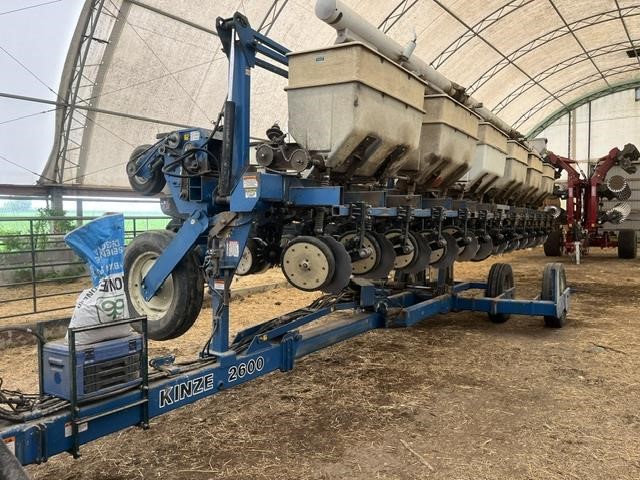 used 1998 KINZE 2600 planters for sale at HJV Equipment Alliston, ON
