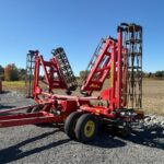 used 2013 SUNFLOWER 1435-33 disks for sale at HJV Equipment Winchester, ON — exterior side