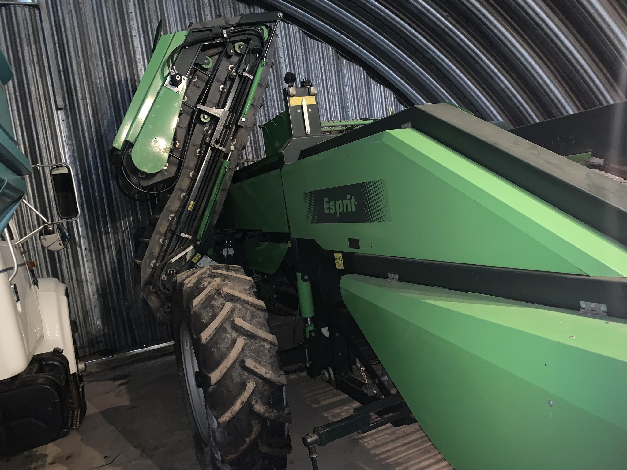 used 2016 AVR ESPRIT vegetable for sale at HJV Equipment Norwich, ON