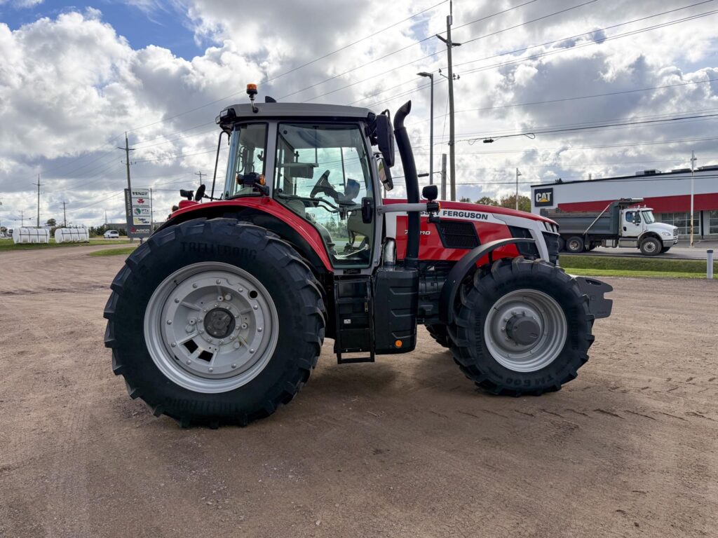new 2023 MASSEY FERGUSON 7S.210 175 hp to 299 hp with 210 HP and 50 hours for sale at HJV Equipment Charlottetown, PEI — photo 9
