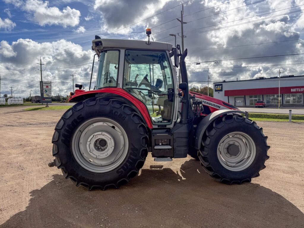 new 2024 MASSEY FERGUSON 5S.145 100 hp to 174 hp with 145 HP and 3 hours for sale at HJV Equipment Charlottetown, PEI — photo 10